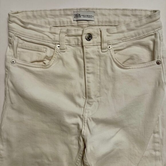 Zara, White Crop Jeans, Size 6, Like New - Picture 1 of 3